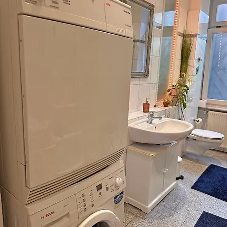 Mediterrane Eg-wohnung / Basf-naehe / 650mbit Wlan דירה