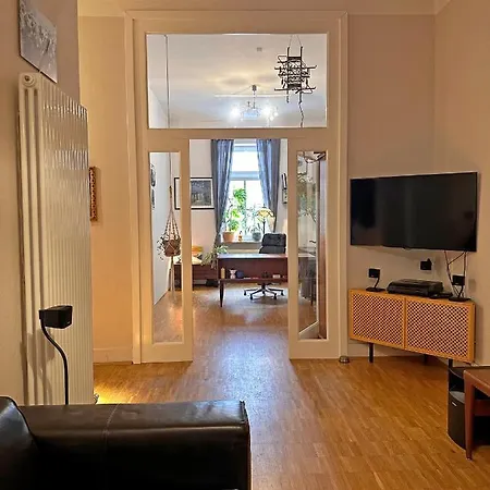 Mediterrane Eg-wohnung / Basf-naehe / 650mbit Wlan