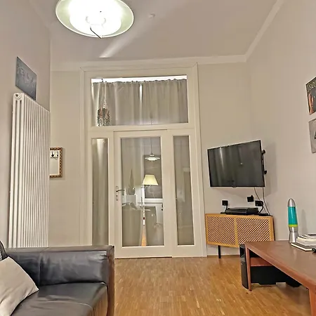 Mediterrane Eg-wohnung / Basf-naehe / 650mbit Wlan Appartement