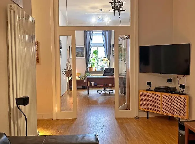 Mediterrane Eg-wohnung / Basf-naehe / 650mbit Wlan